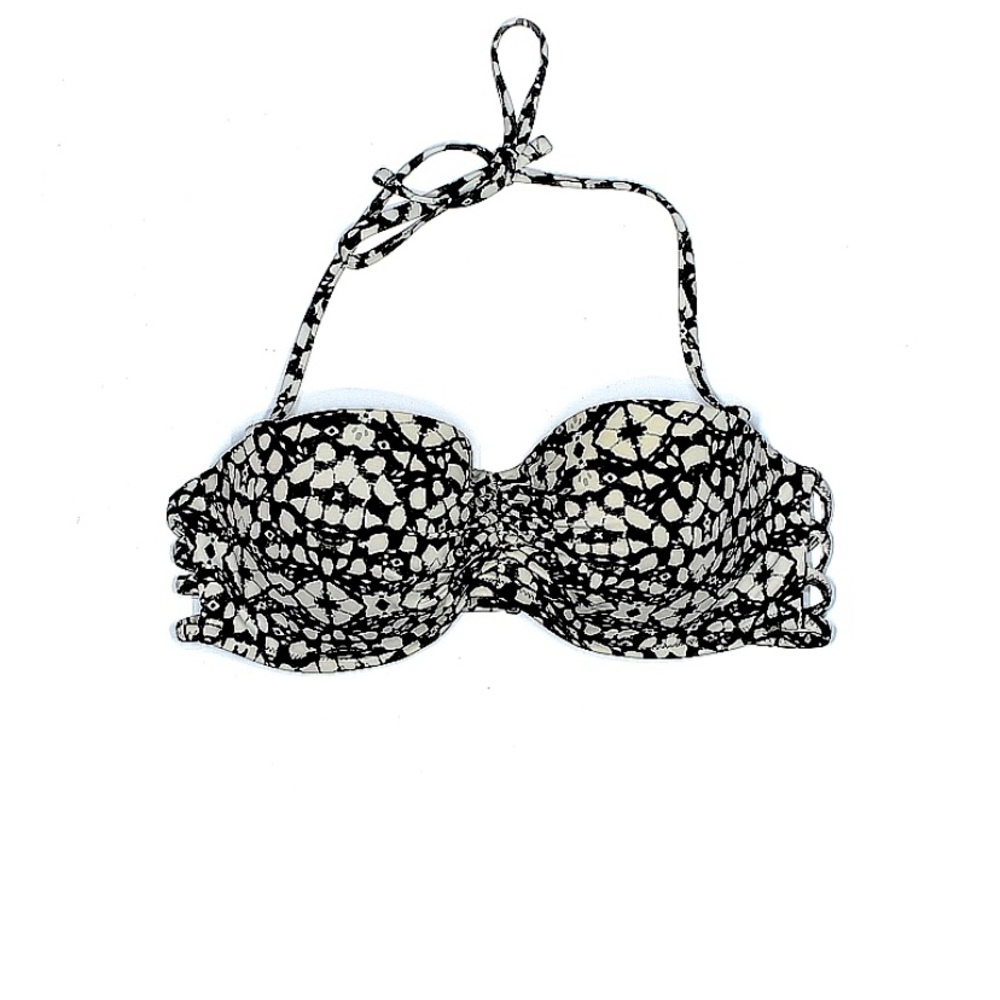 Shade & Shore Swimsuit Bikini top. Very flattering style - NWOT.  Size 36C